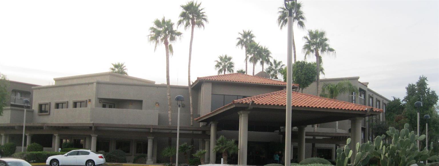 Best Western Plus Scottsdale Thunderbird Suites Exterior photo