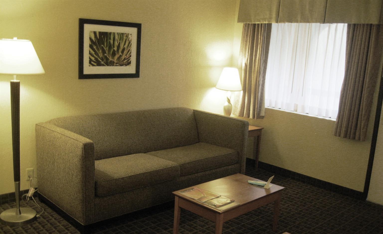 Best Western Plus Scottsdale Thunderbird Suites Exterior photo